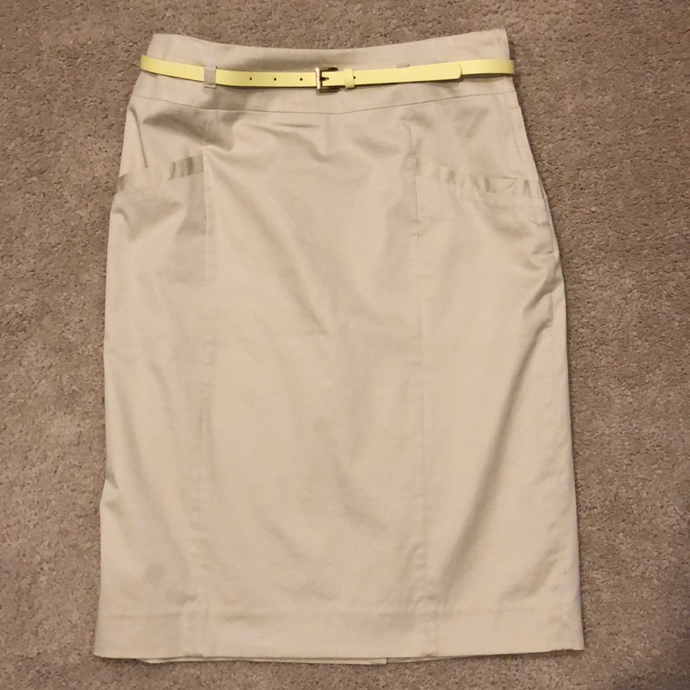 H&M Tan Pencil Skirt with ✨POCKETS✨